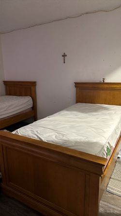 Twin size wooden bed frames