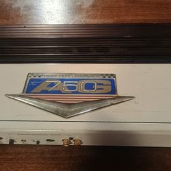 Zapco AG750 Amp