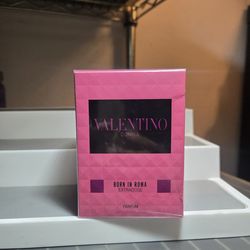 Perfum For Women Valentino