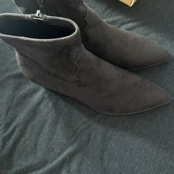 Franco Sarto Ankle Booties Size 