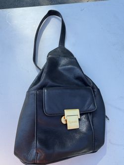 WOMENS Black Tingello Leather Handbag With 4 Pockets & Adjustable Strap