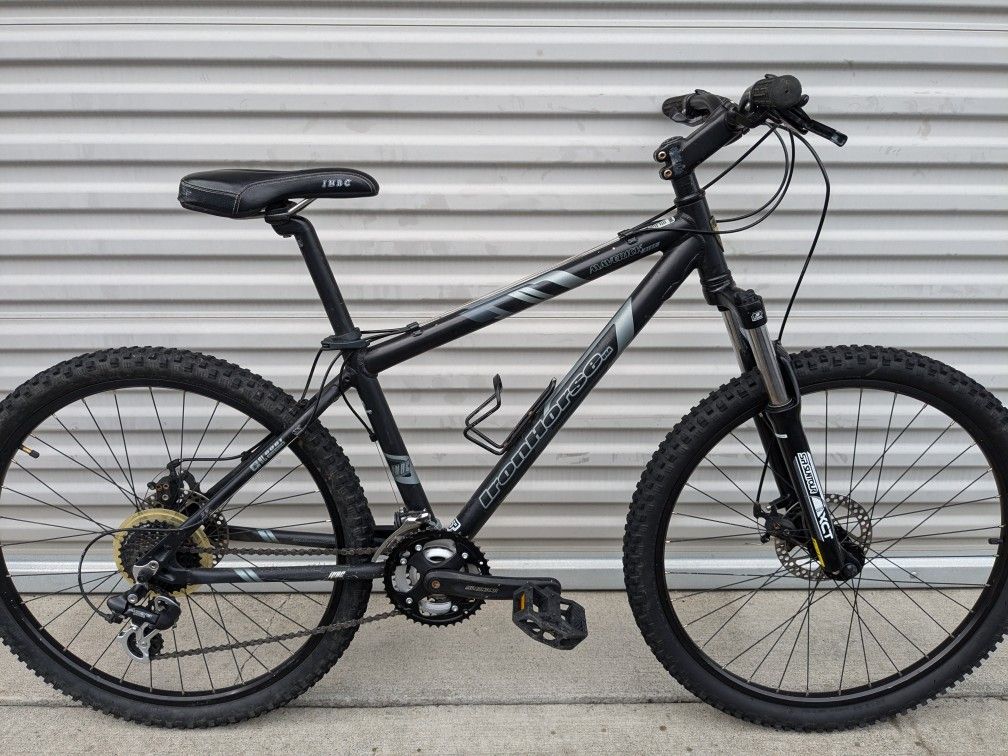 Small Mountain Bike With Disc Brakes - Teen women