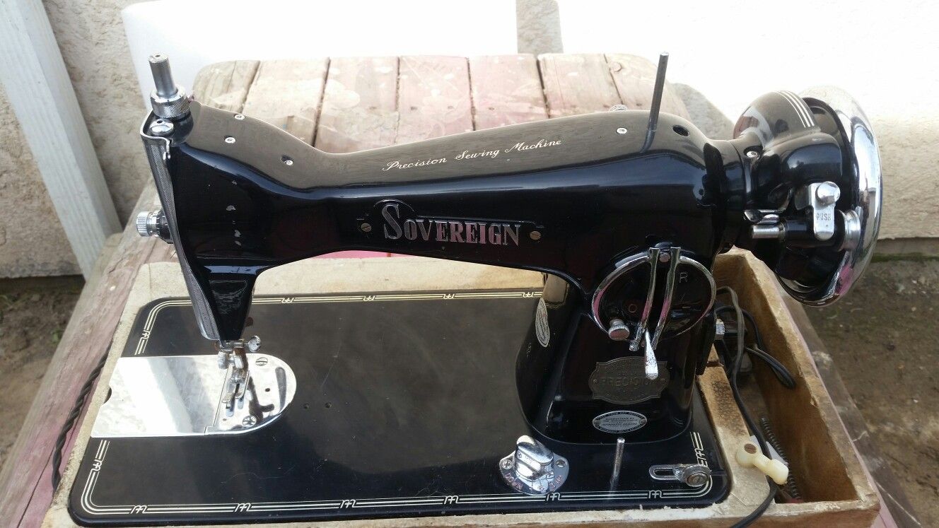 souvenir sewing machine.