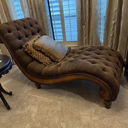 Chaise Lounge 
