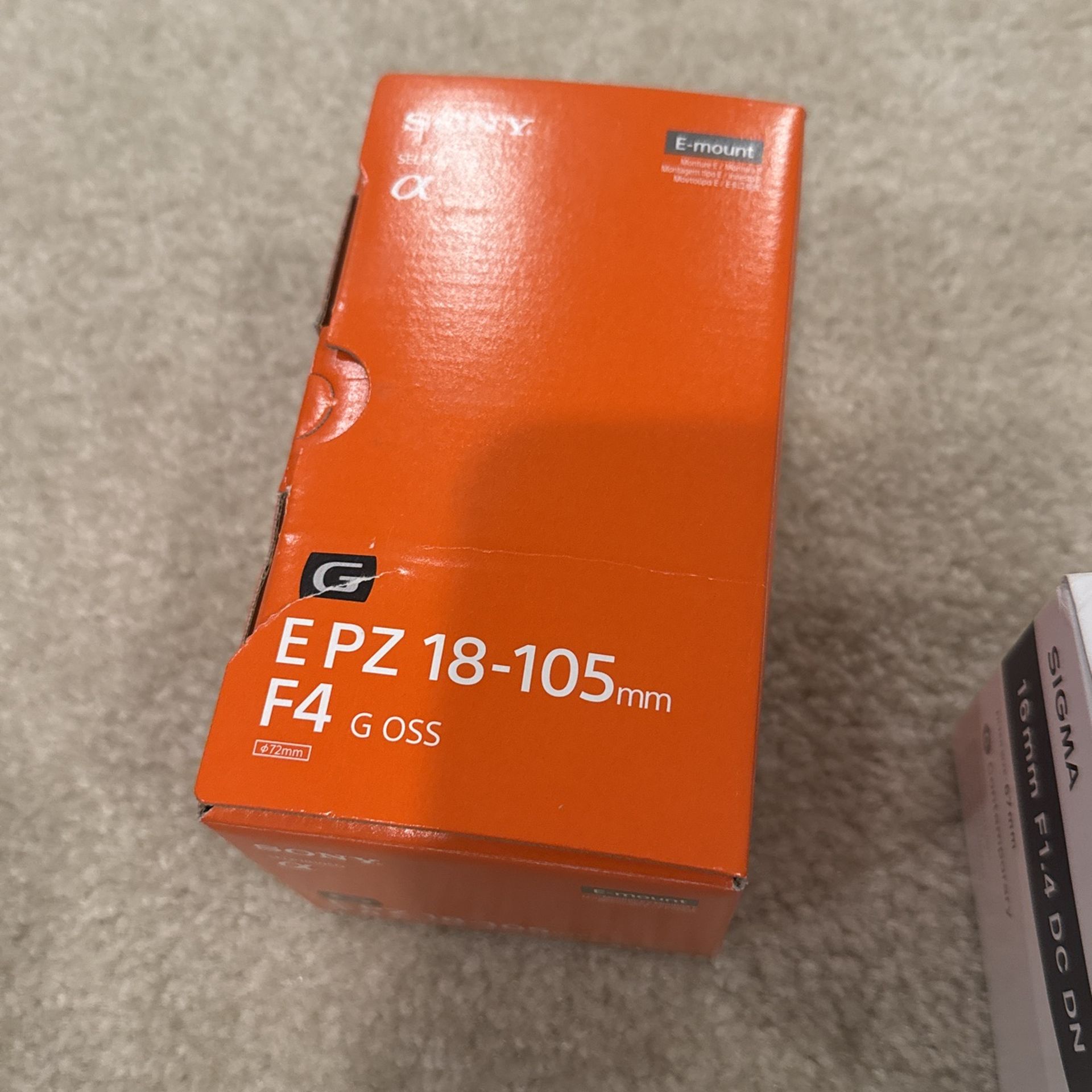 Sony 18-105mm F4 Lens