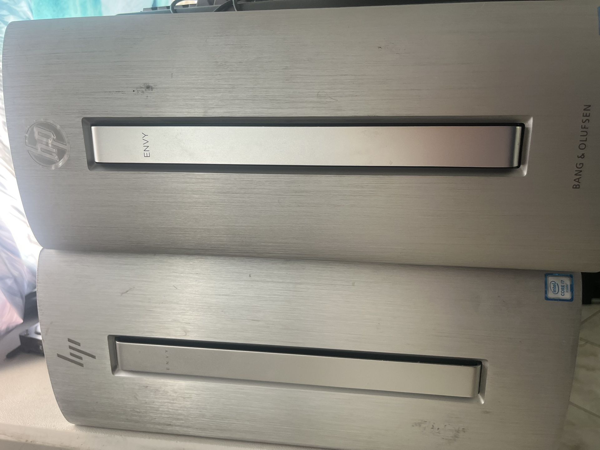 HP Envy 750 114 Intel core i5 6400 GHz 12 GB DDR3 RAM 1600 MHz