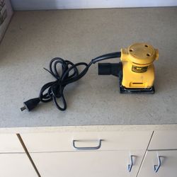 Dewalt Square Sander
