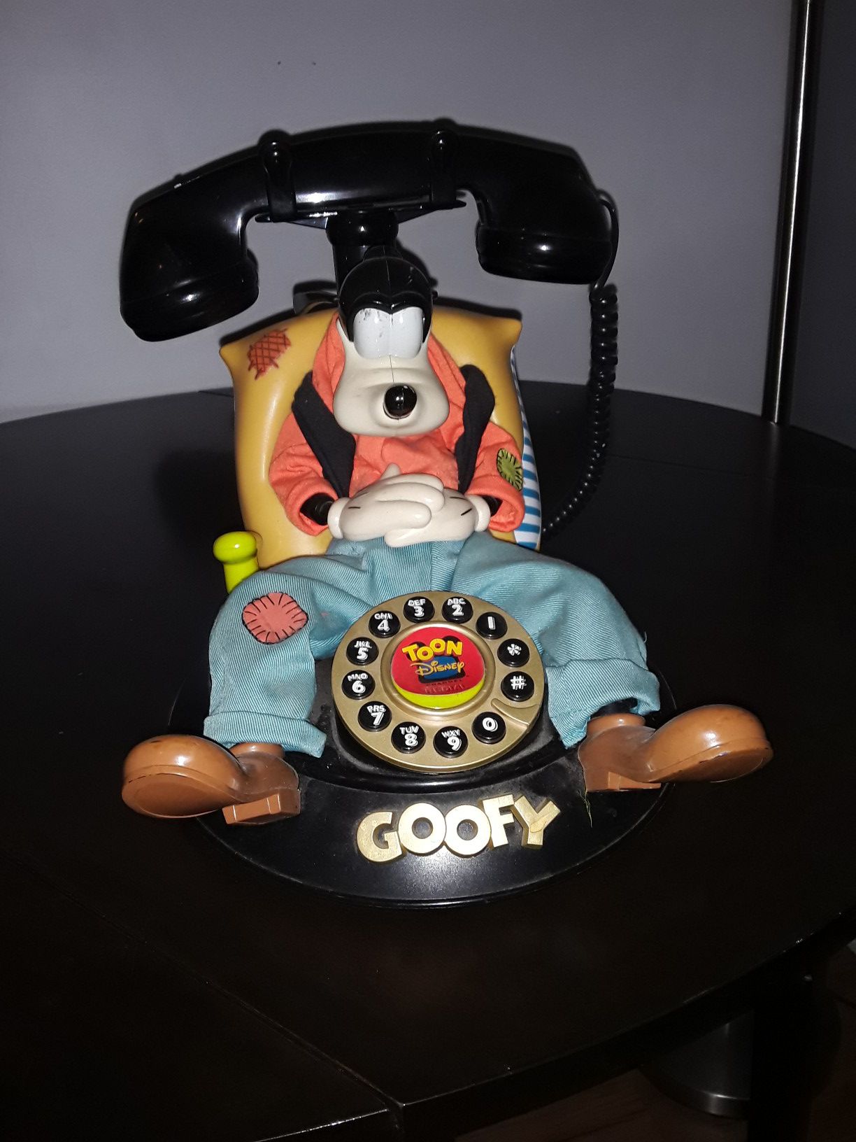 Disney toon Goofy telephone