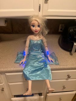 Life size 32” Disney princes Elsa frozen doll