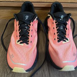 OC Tennis Shoes 