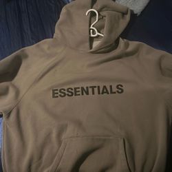 Essential hoodie