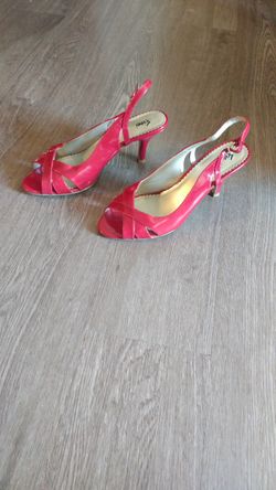 Women's heels / dress shoes