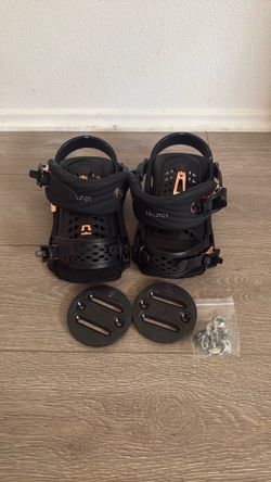 Union Snowboard Bindings for Women - Medium