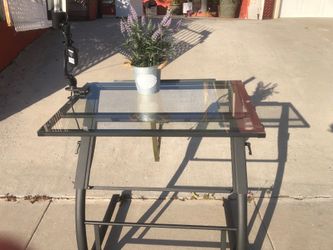 LOT of 50-75 GOOD HOUSEHOLD ITEMS