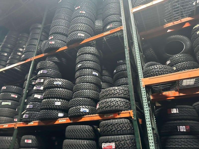 225 75 16 LT 10PLY New Set