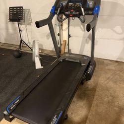 Horizon Treadmill