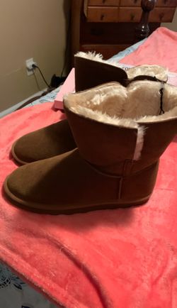 Brand new boots size 9