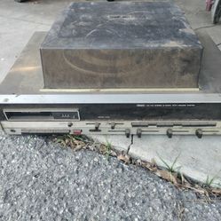 Sears 8 Track AM/FM Stereo System/ Record player