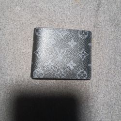 Louis Vuitton Wallet Like New