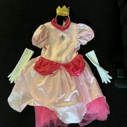 Princess Peach Halloween Costume. Size 7/8