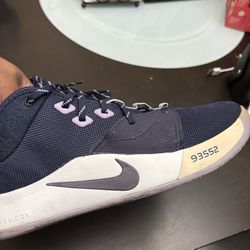 Nike pg 3 Paulette sz 12