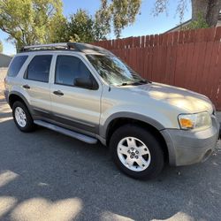 2005 Ford Escape