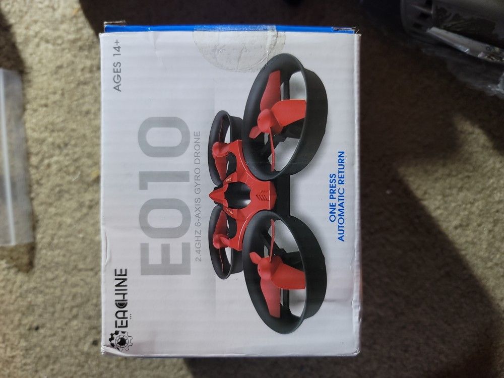 EACHINE E010 Drone