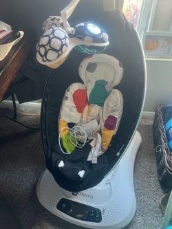 Mamaroo baby swing