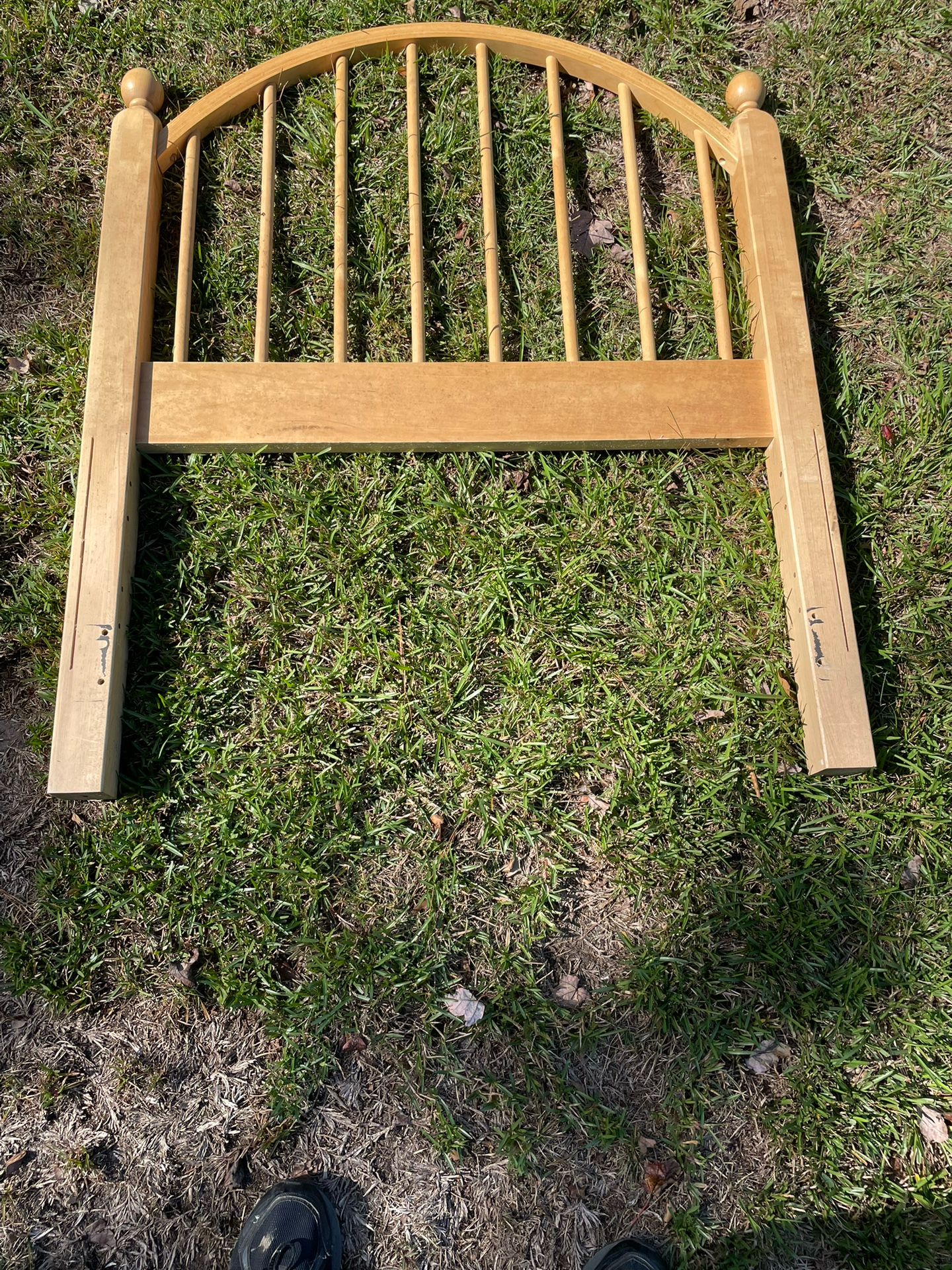 Twin Head Board