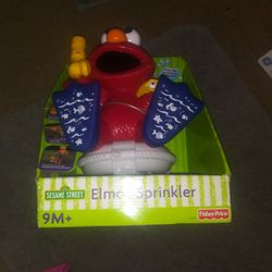 Fisher-Price Elmo Sprinkler