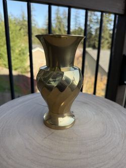 Vintage Solid Brass Swirled Vase Made in India, Home Decor, Metalware, Brassware, Table Decor, Brass Flower Holder | 6.75 Inches Tall