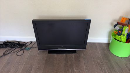 32” TV