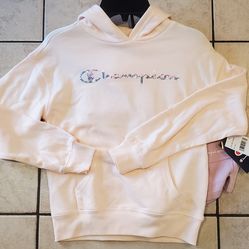 New Champion 2pc Set. Size 8