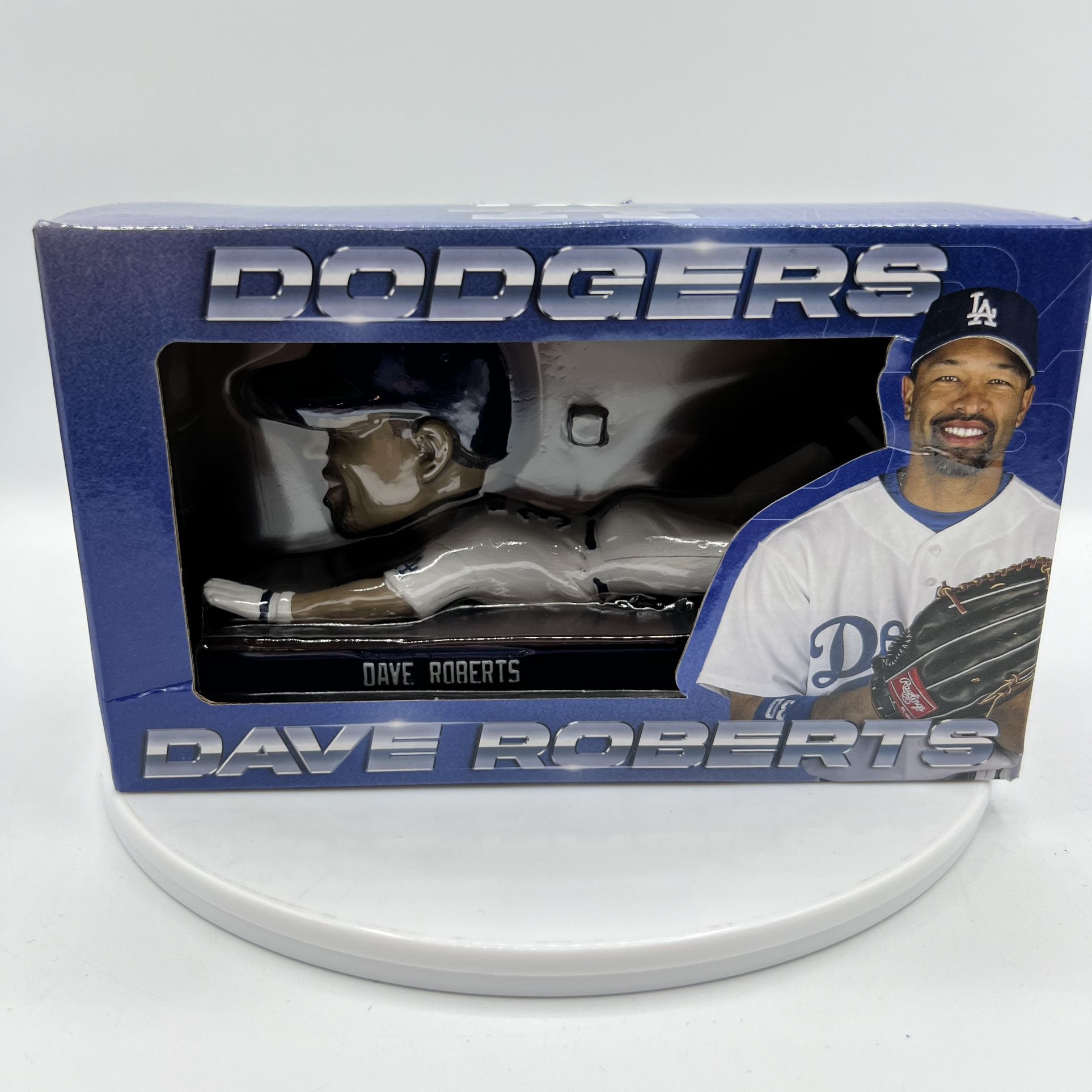 New Dave Roberts MLB Los Angeles Dodgers Bobblehead SGA 9/13/23