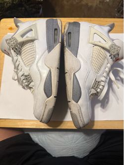Jordan 4s