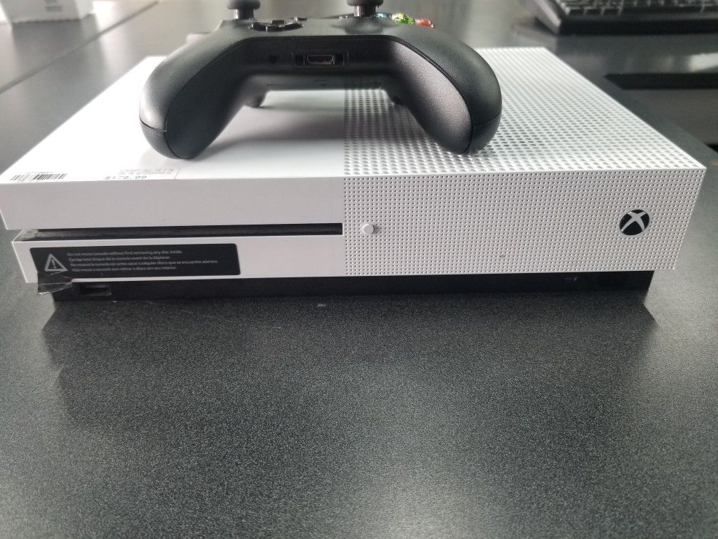 Xbox One S 500gb Game Console