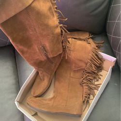 Boots With Fringe 