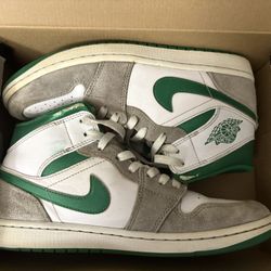 Nike Air Jordan 1 Mid SE "Grey Pine Green"