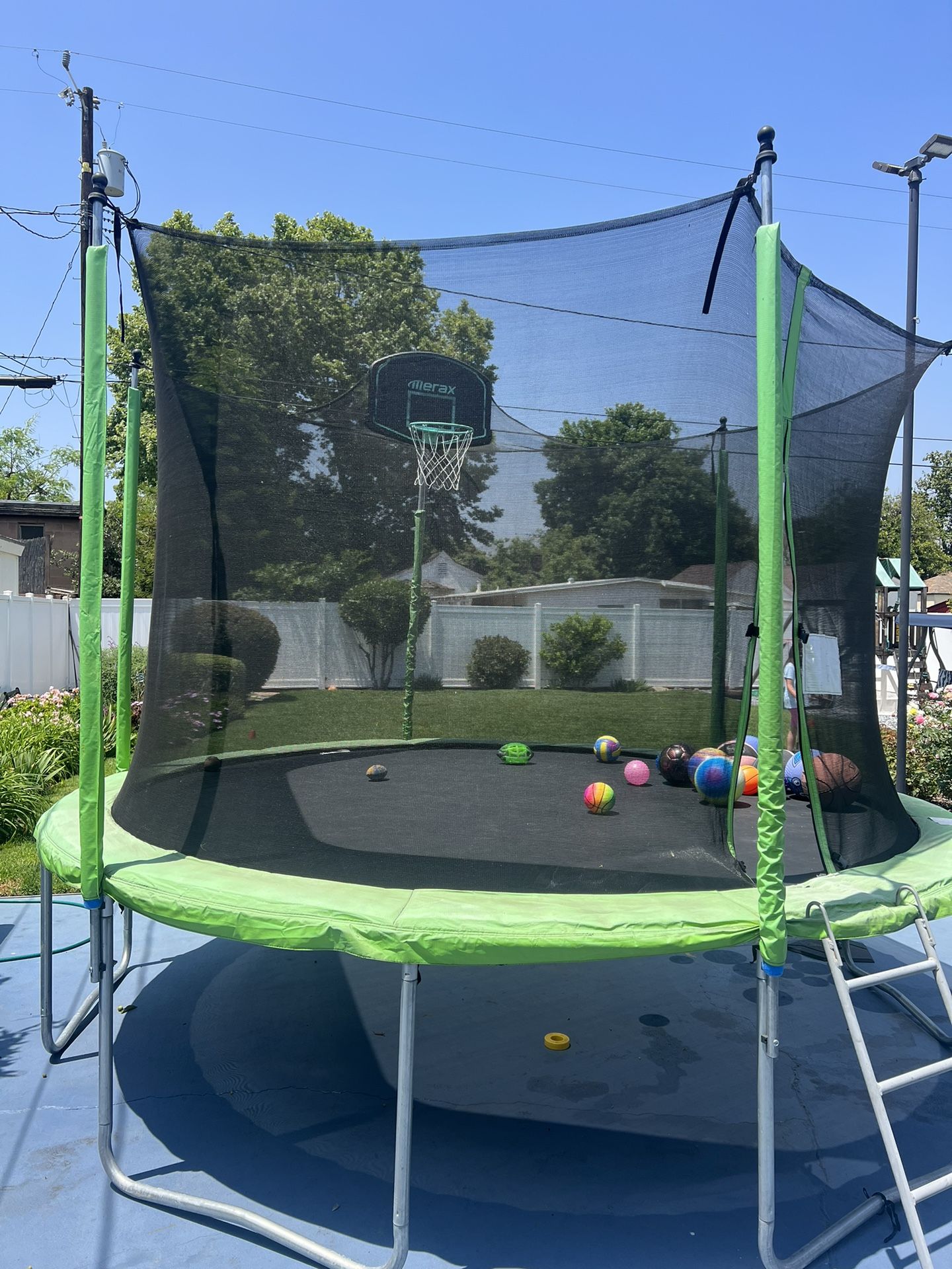 Merax 12ft trampoline deals