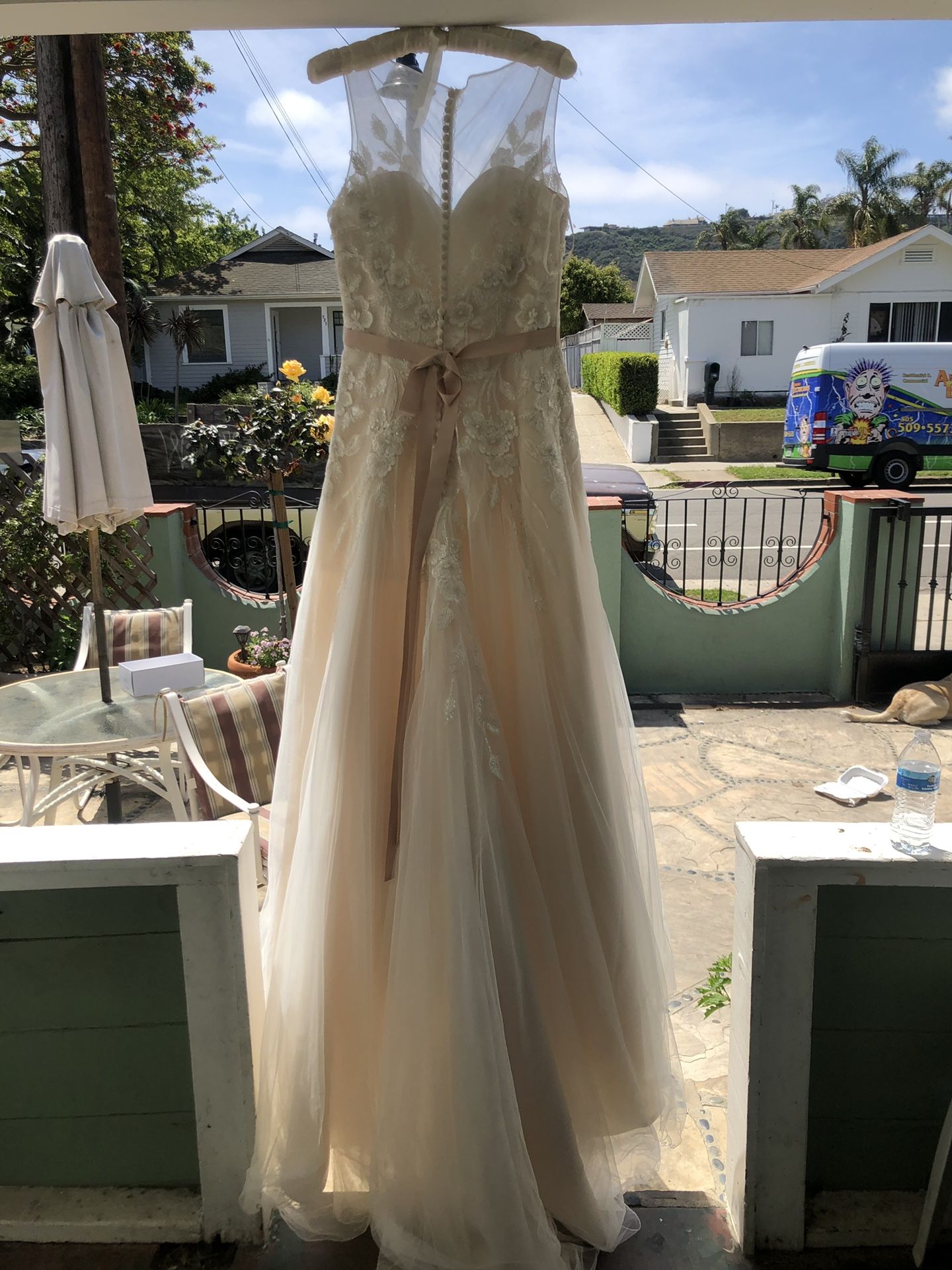 Wedding dress