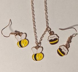 Bee And Honey Pot Nature Cute Handmade Homemade Jewelry 
