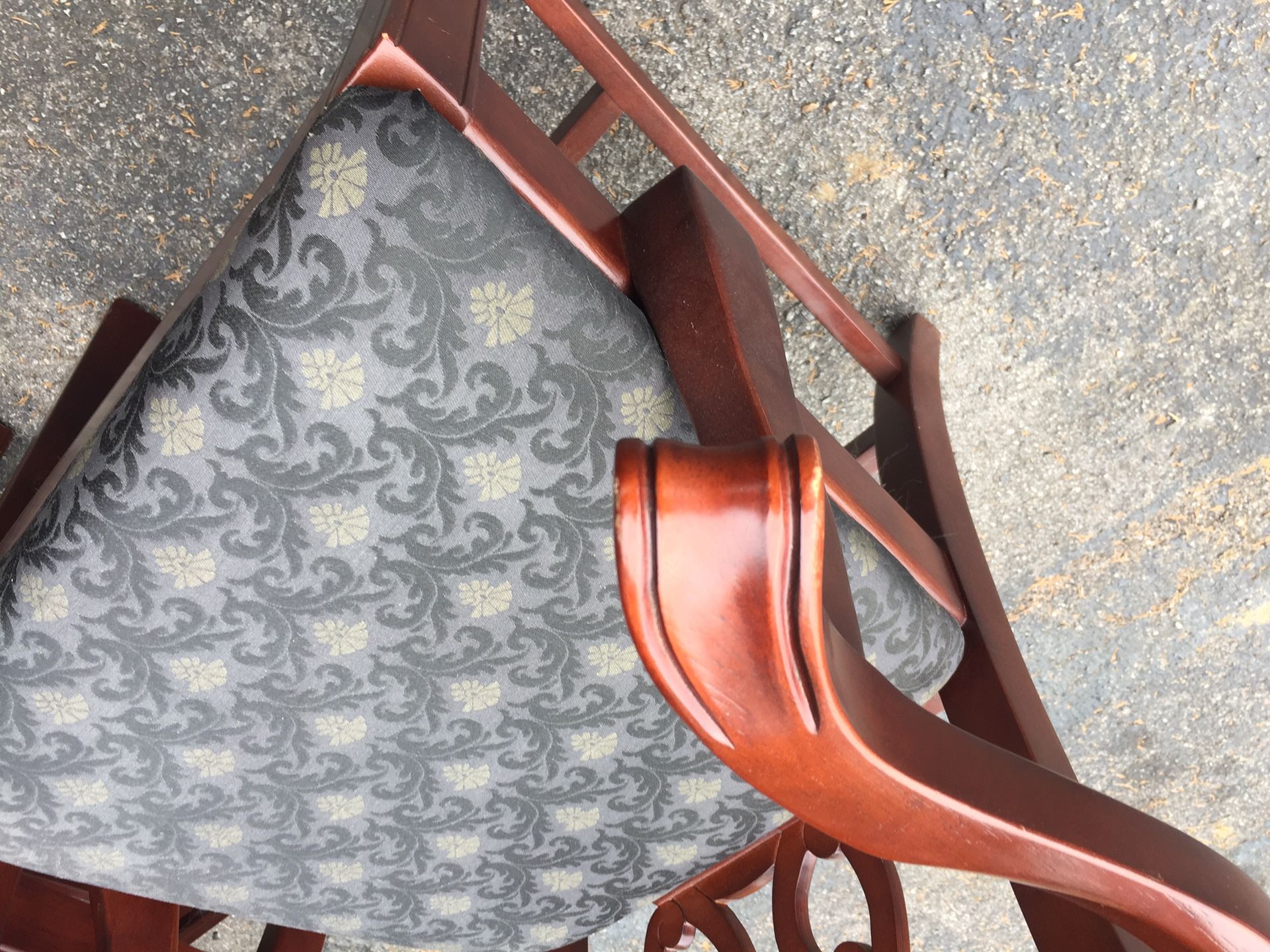 4 used Bernhardt dining room chairs