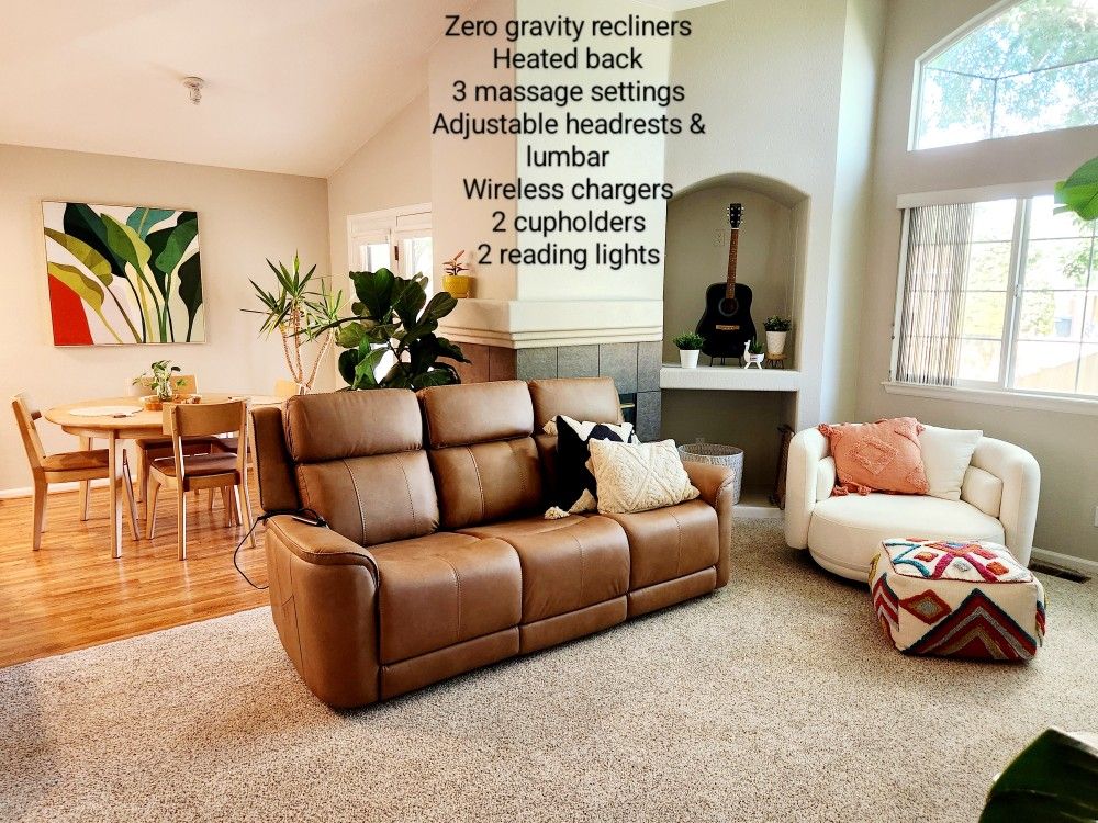 Zero Gravity Massage Recliner Sofa $1000