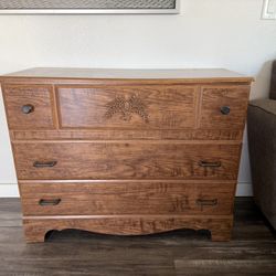 Dresser