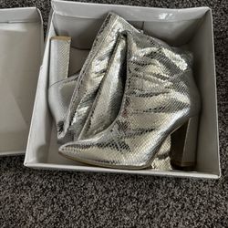 Women’s Silver Party Boots Size 8