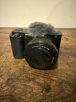 Sony ZV-E10 Mirrorless Camera