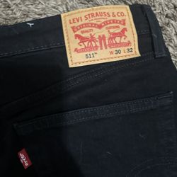 Black Levi Pants W30 L32