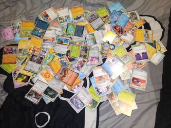 124 Pokemon cards Not Free