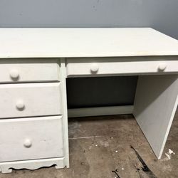 White Wood Desk