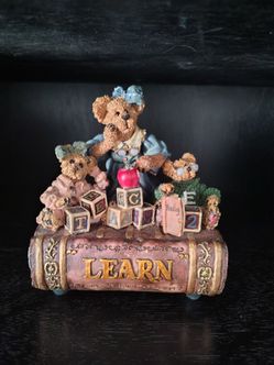 Boyds Bears Teacher Figurine with LEARN Base